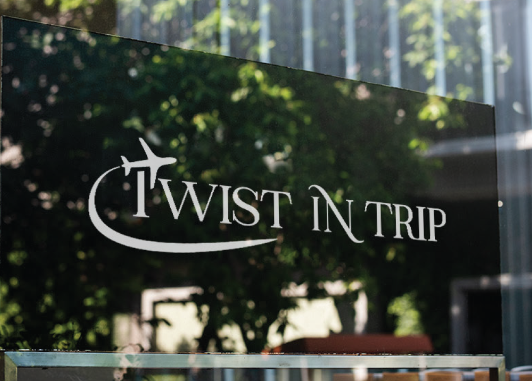 twist-in-trip